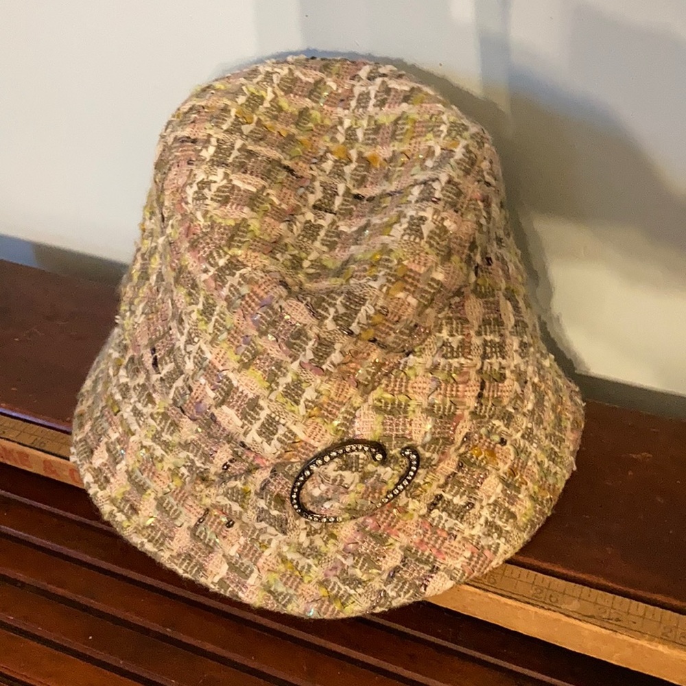 Saks Fifth Avenue Ladies Casual Hat